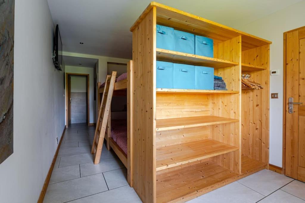 Appartement En Chalet Individuel Sauna Piscine Вальменье Экстерьер фото